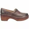 Born Freya Clog Womens Slip On Casual Shoes Chocolate